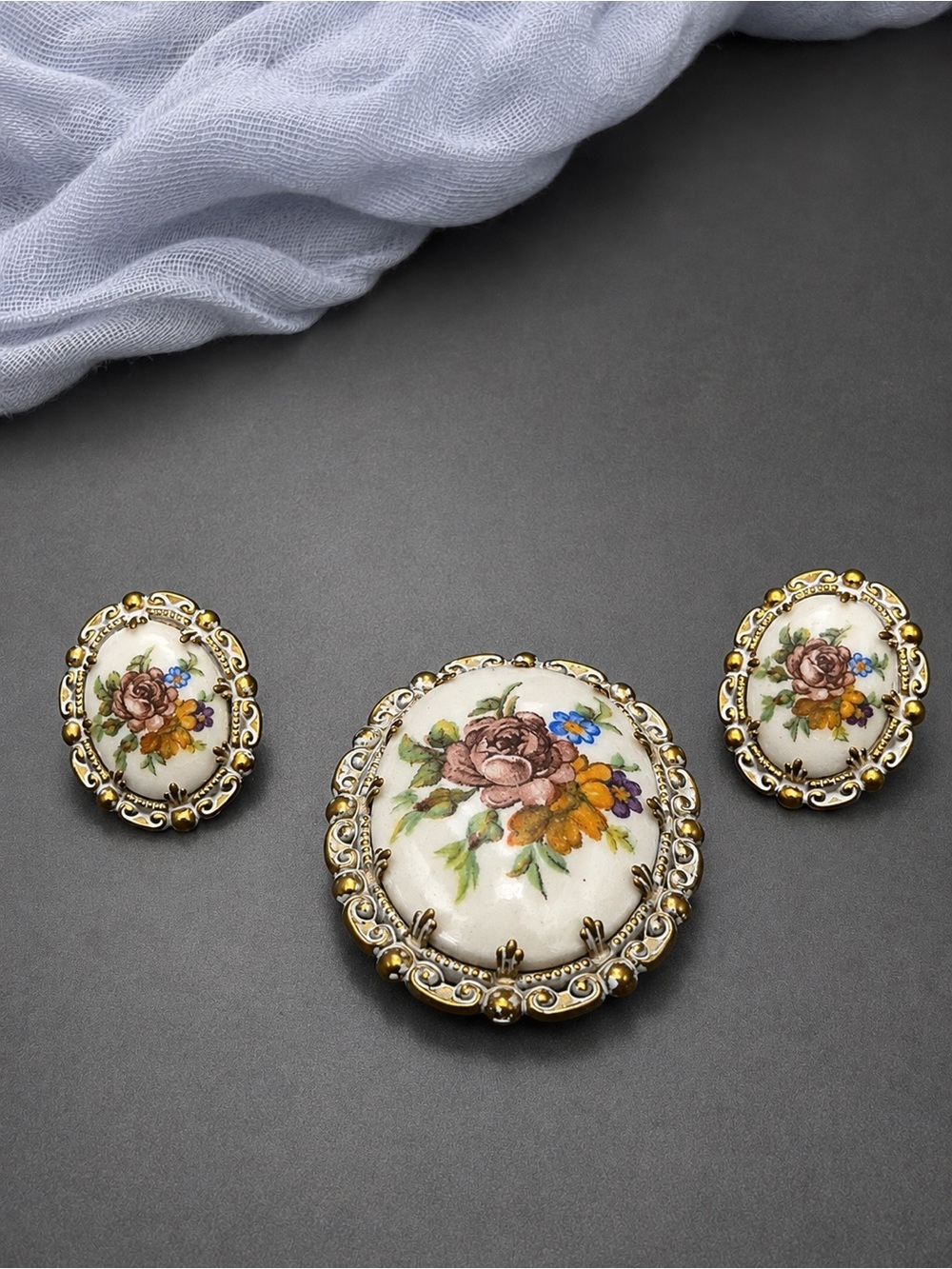 Vintage West Germany Sugared Floral set #81set